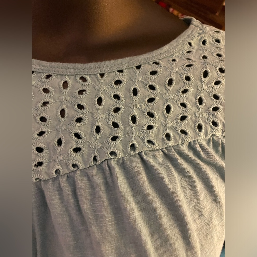 Time & Tru Cute Lightweight Top - Light Turquoise - Size XL - Picture 2 of 7